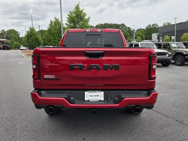 New 2026 Molten Red Pearl-Coat Exterior Paint RAM Big Horn/Lone Star image 7