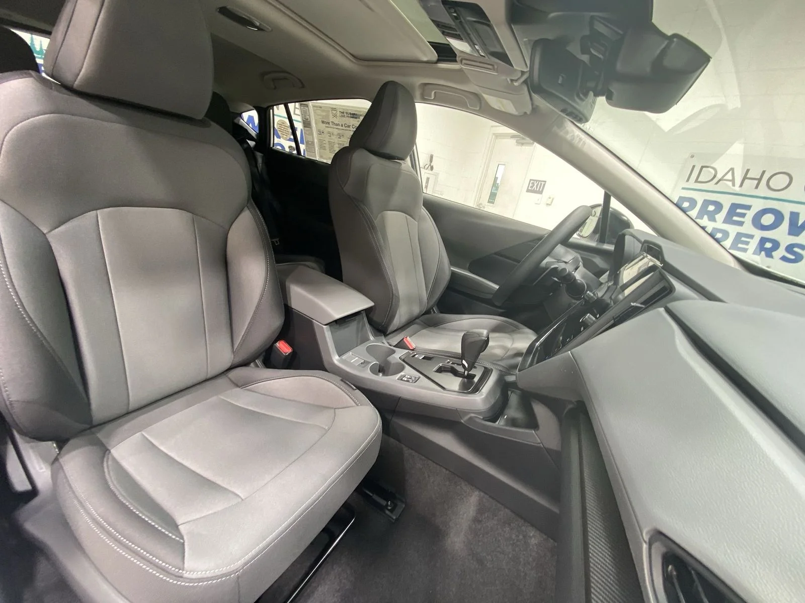 New 2026 CRYSTAL WHITE PEARL Subaru Premium image 24