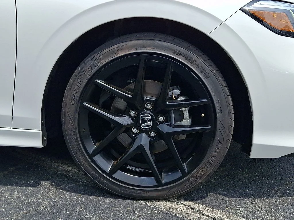 2026 Honda Civic Sport - Photo 8