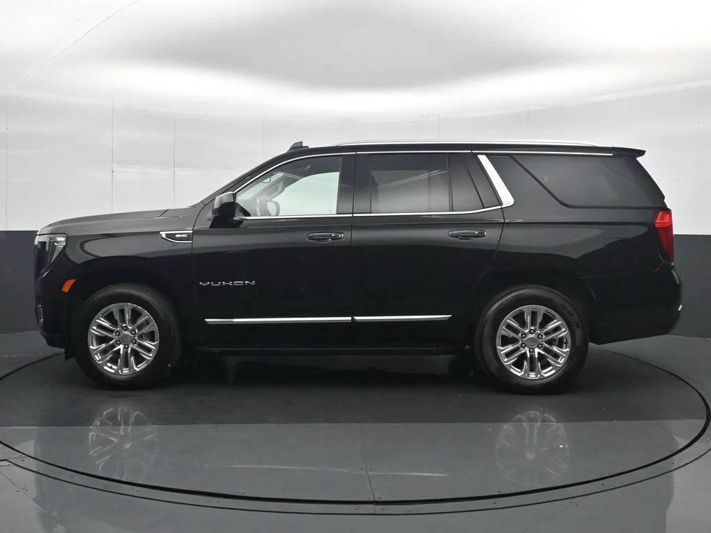Used 2024 Black GMC SLT image 3