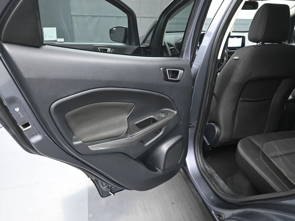 Certified Used 2018 Gray Ford SE image 11