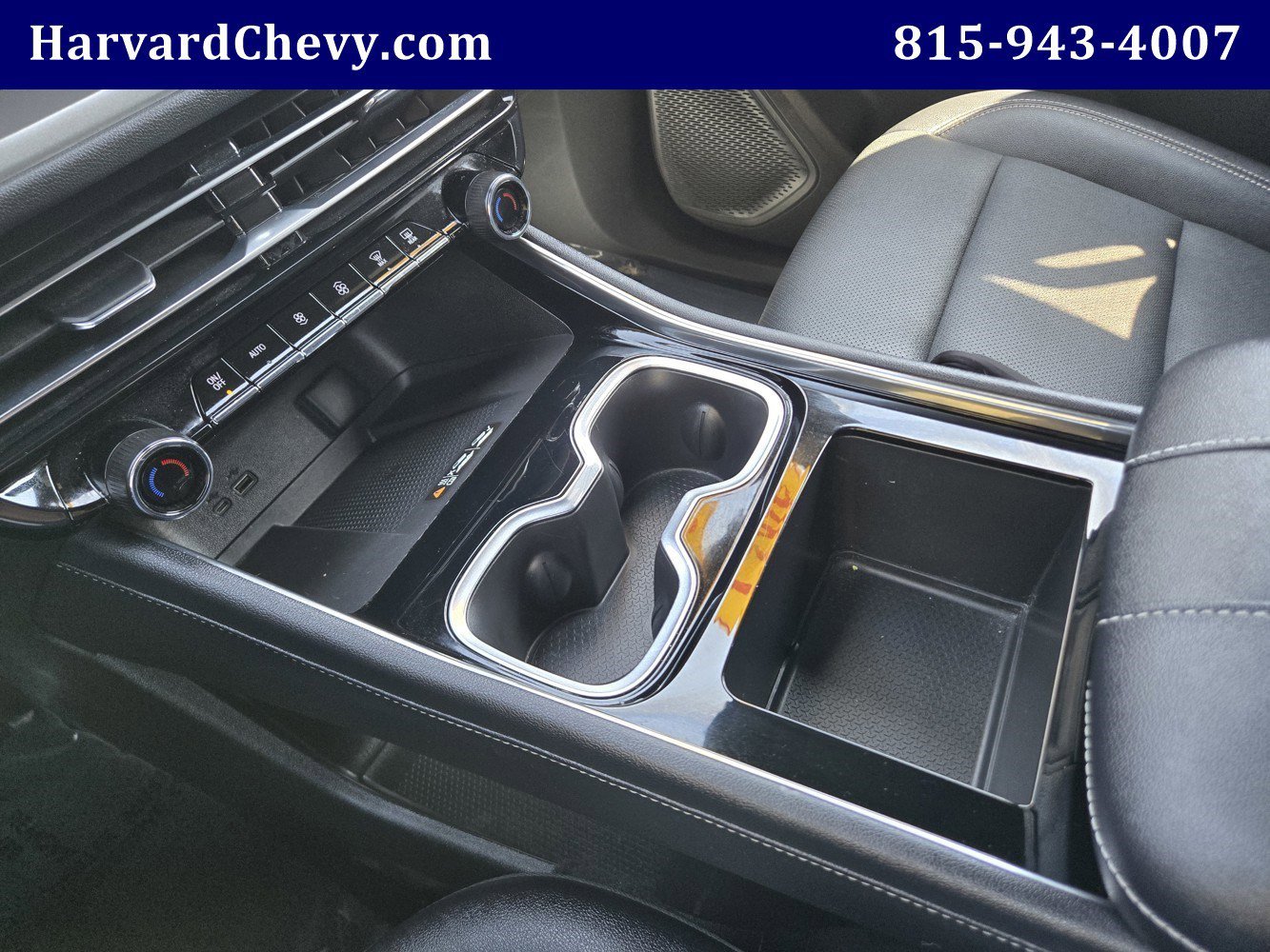 2025 Chevrolet Traverse LT - Photo 10
