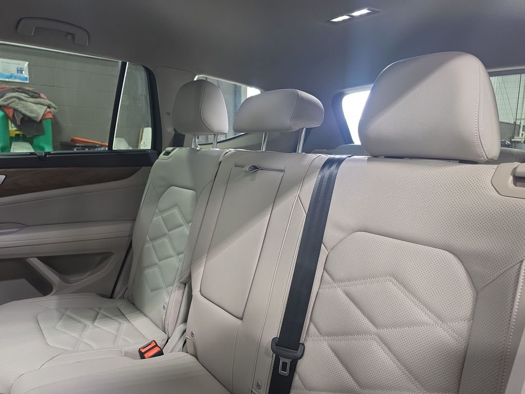 New 2026 Green Volkswagen 2.0T SE w/Technology image 12