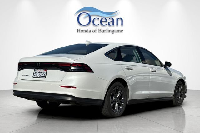 Certified Used 2023 Platinum White Pearl Honda EX image 4