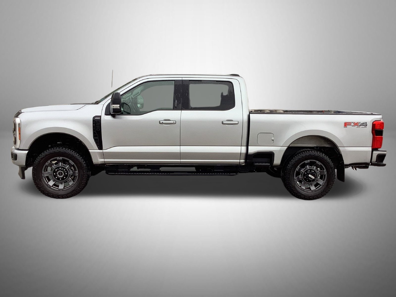 Used 2024 Silver Ford Lariat image 2