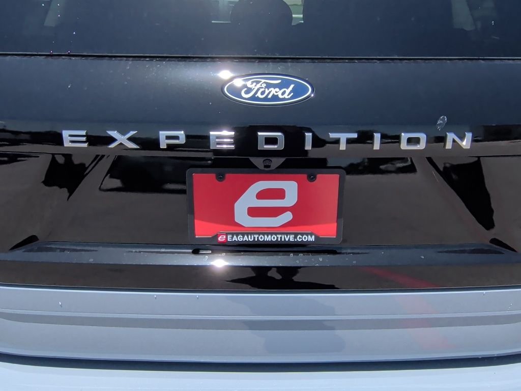 New 2027 Glacier Gray Metallic Tri-Coat Ford Active image 46