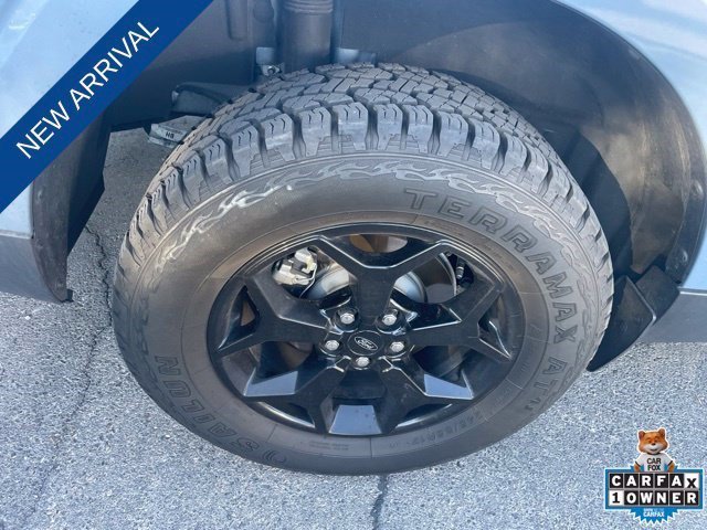Used 2024 Azure Gray Metallic Ford LARIAT image 22