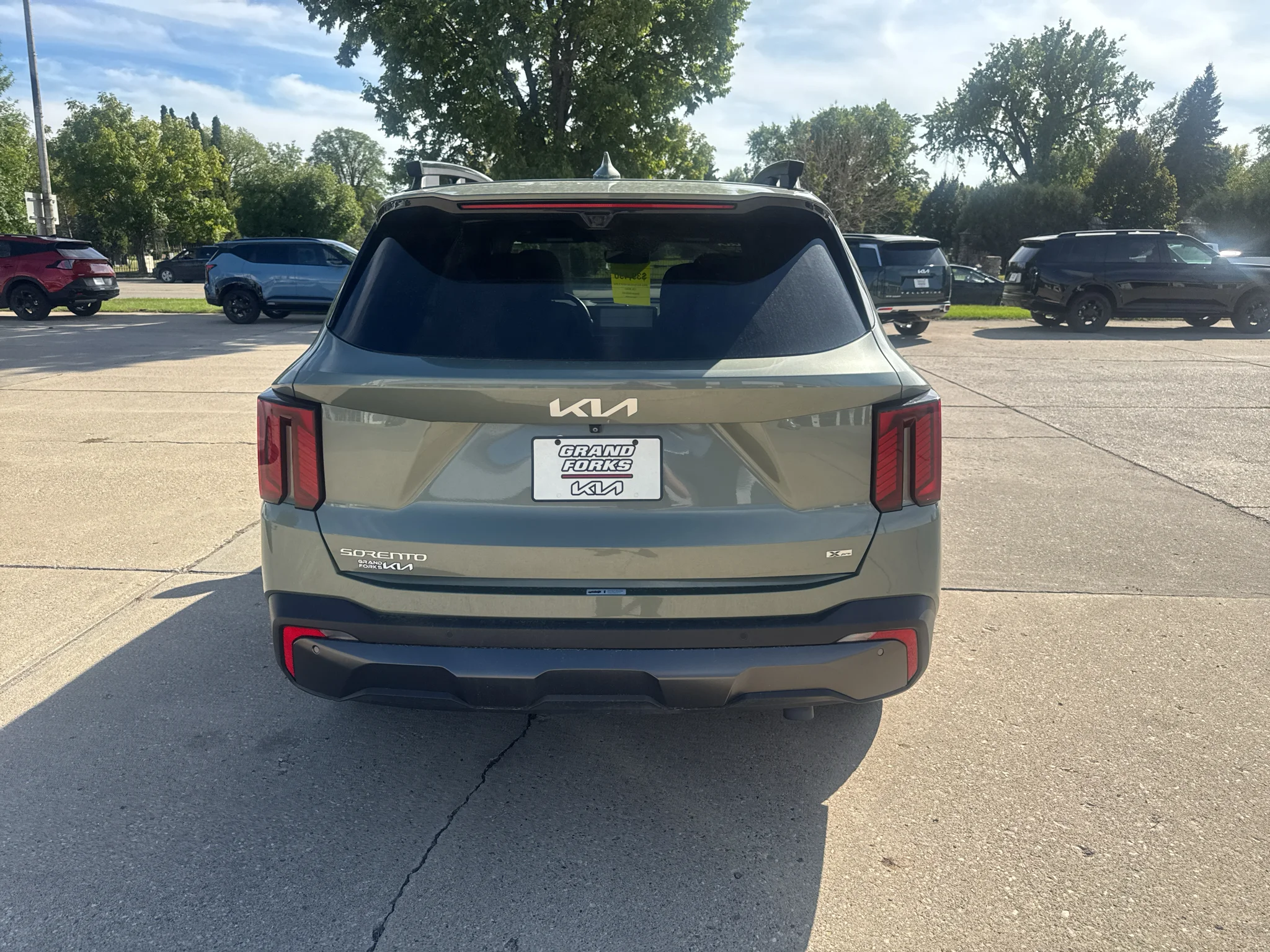 Certified Used 2024 JUNGLE GREEN Kia X-Pro SX Prestige image 3