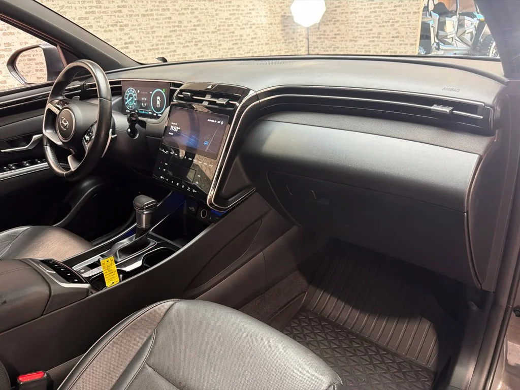 Used 2024 Hampton Gray Hyundai Limited image 13