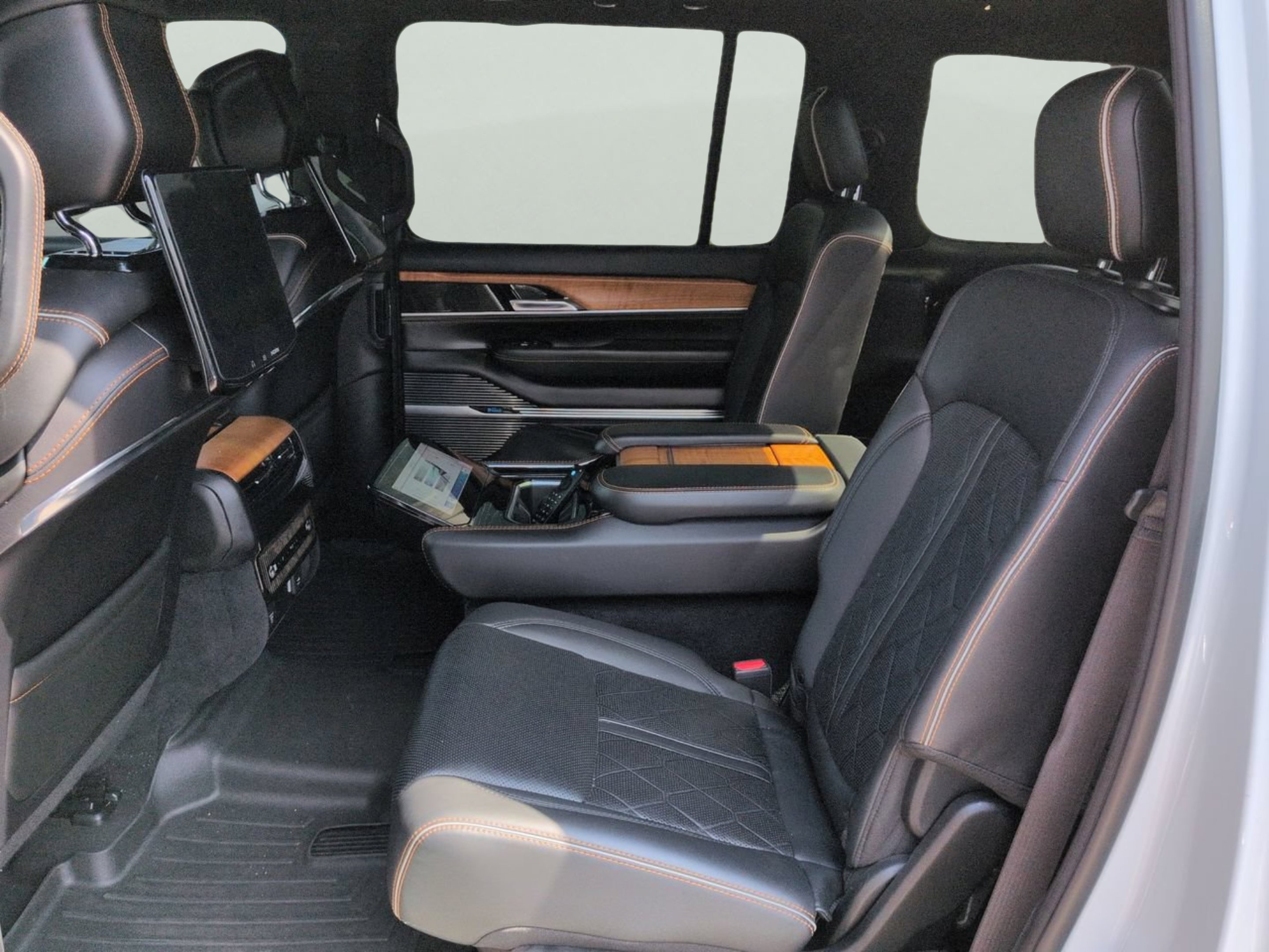 Used 2022 Bright White Clearcoat Jeep Series III image 13