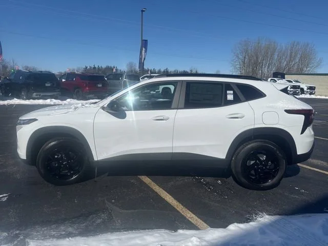 2026 Chevrolet Trax LT - Photo 6