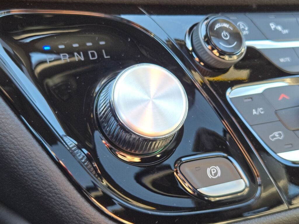 2026 Chrysler Pacifica Limited - Photo 28