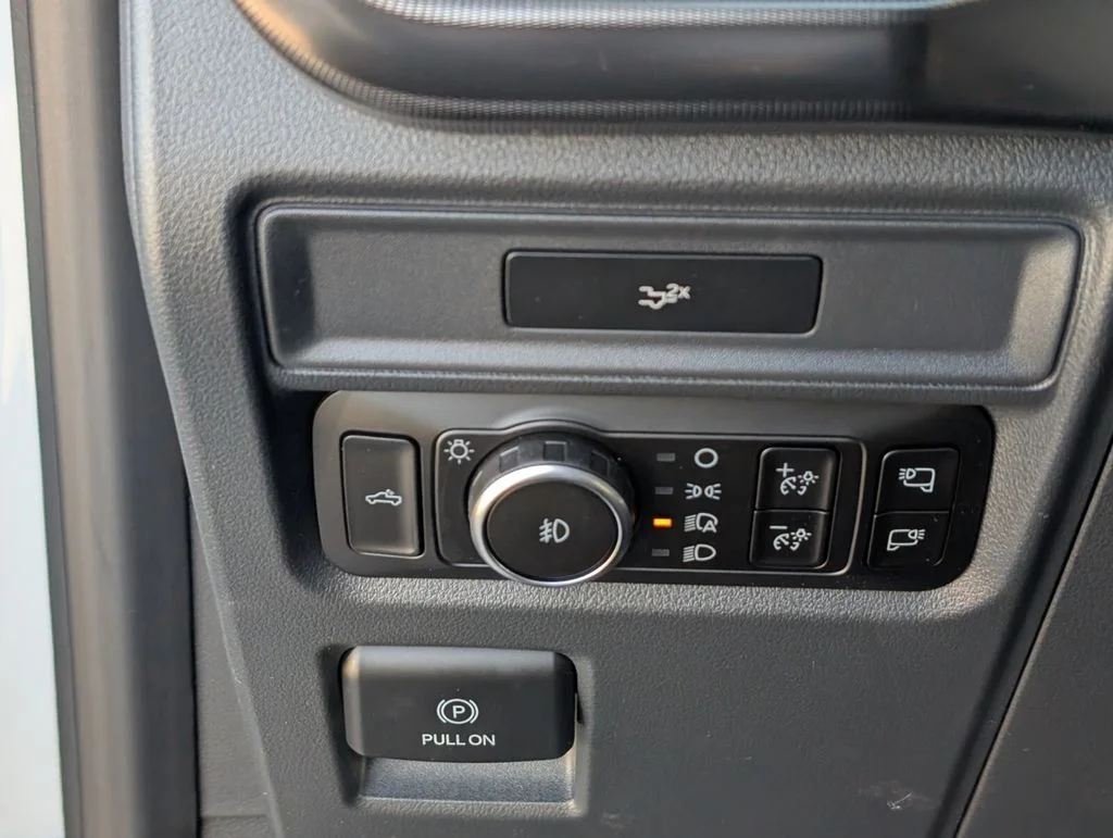 New 2026 White Ford Lariat image 16
