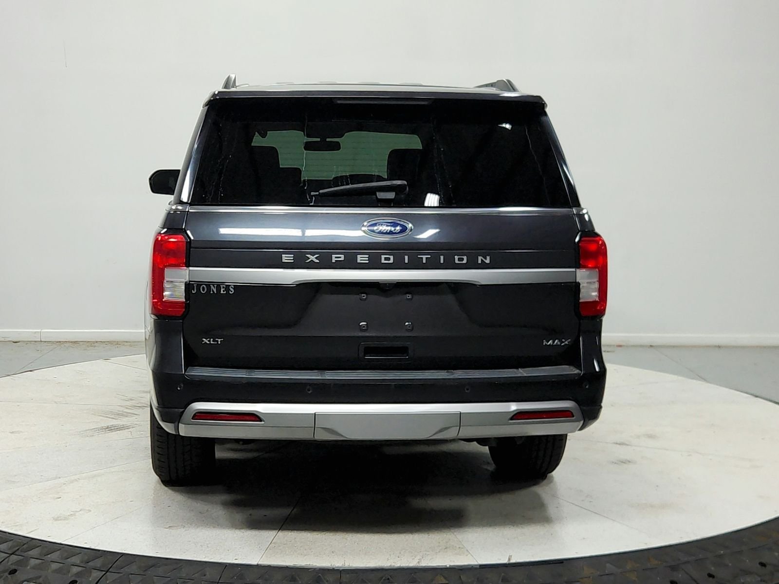 Used 2024 Gray Ford XLT image 7