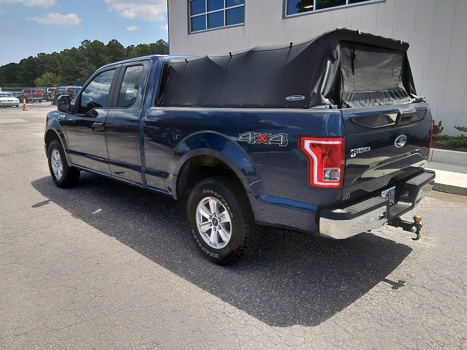 Used 2015 BLUE Ford XL image 5