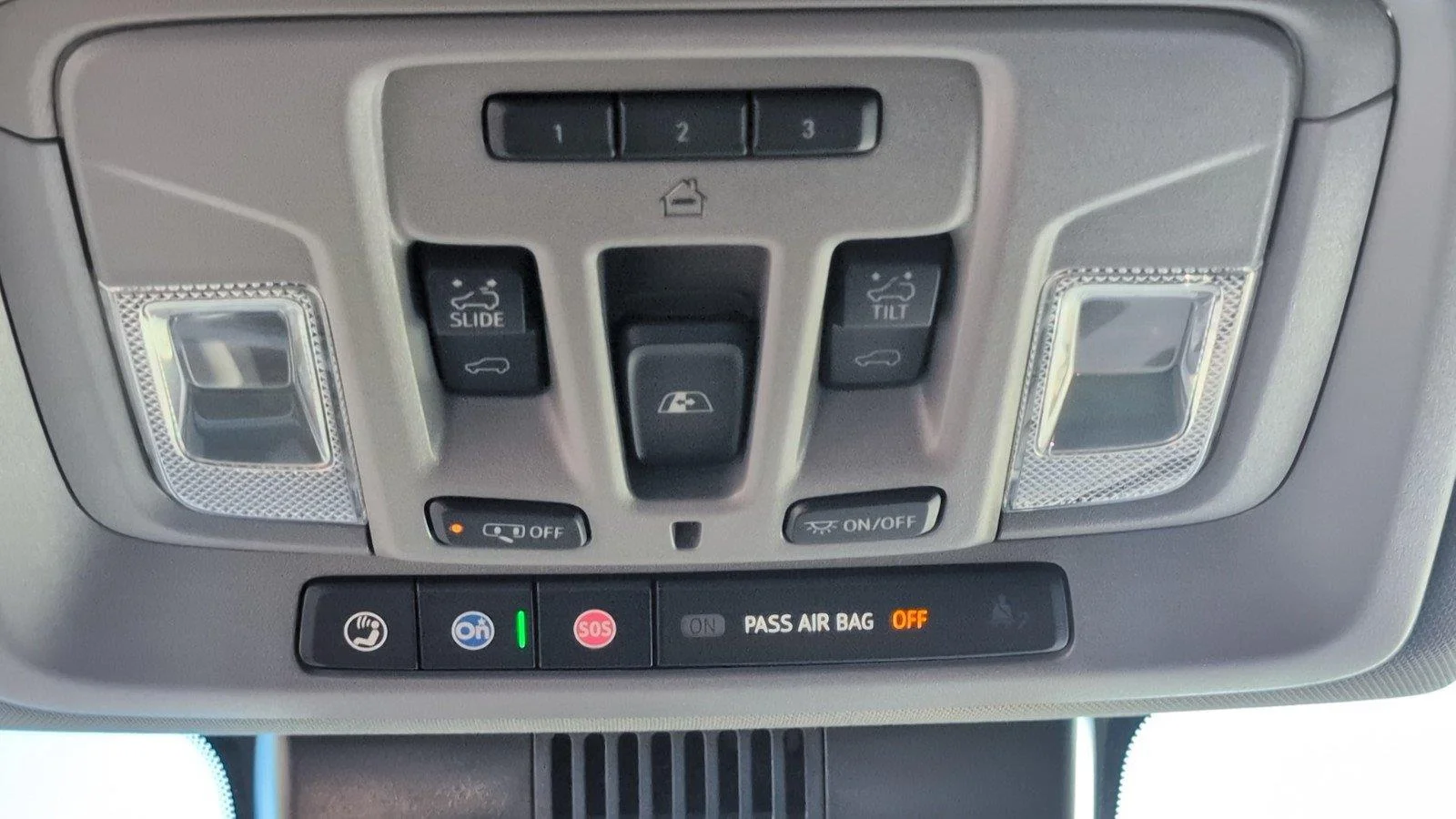 Used 2025 Cypress Gray Chevrolet LTZ image 22