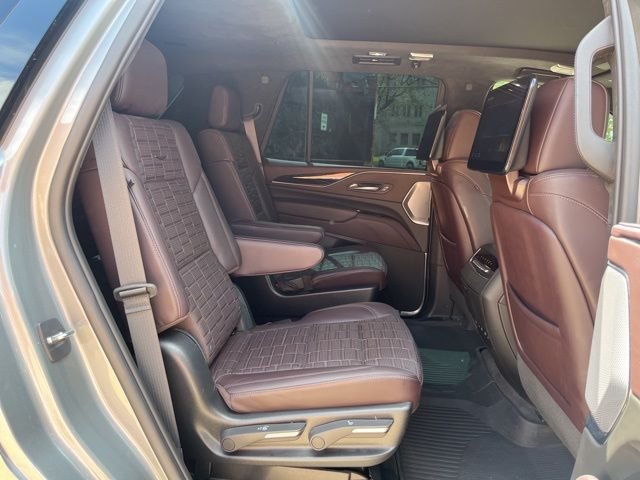 Used 2023 Silver Cadillac V-Series image 17