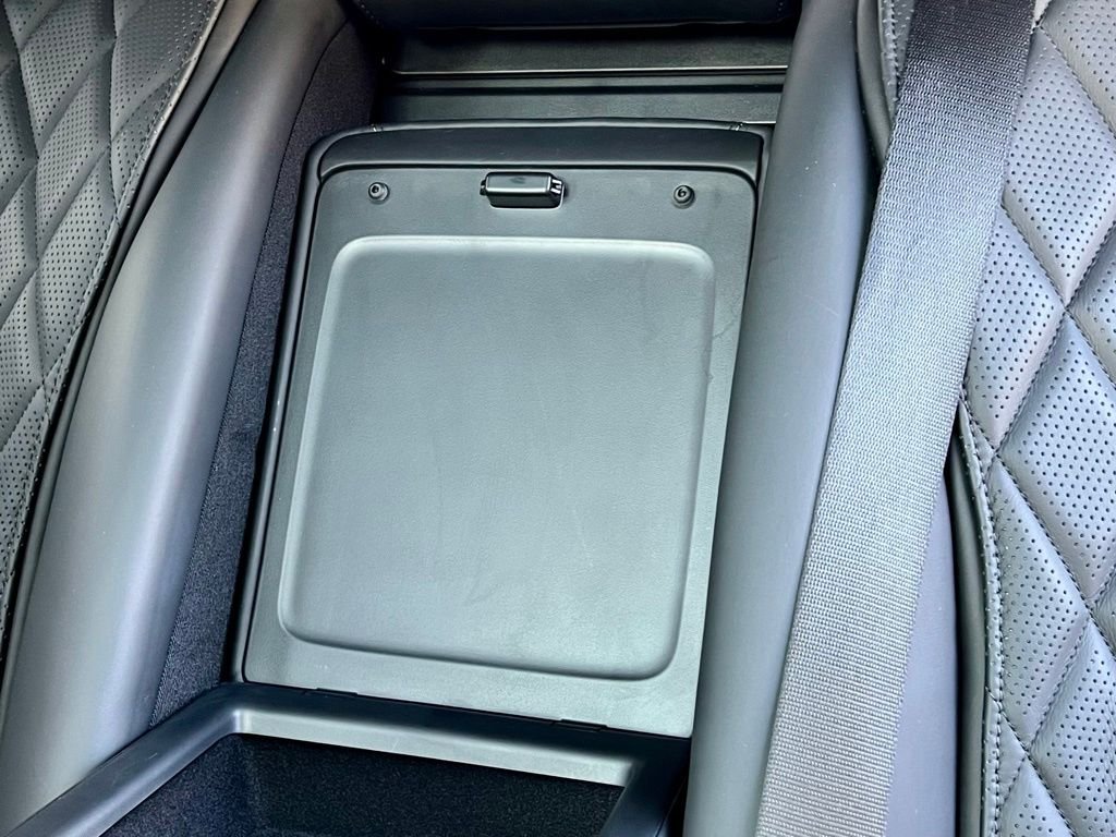 Certified Used 2022  Mercedes-Benz S 500 image 38