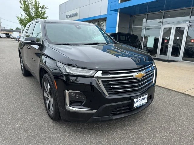 Used 2023 Black Chevrolet LT Leather image 4