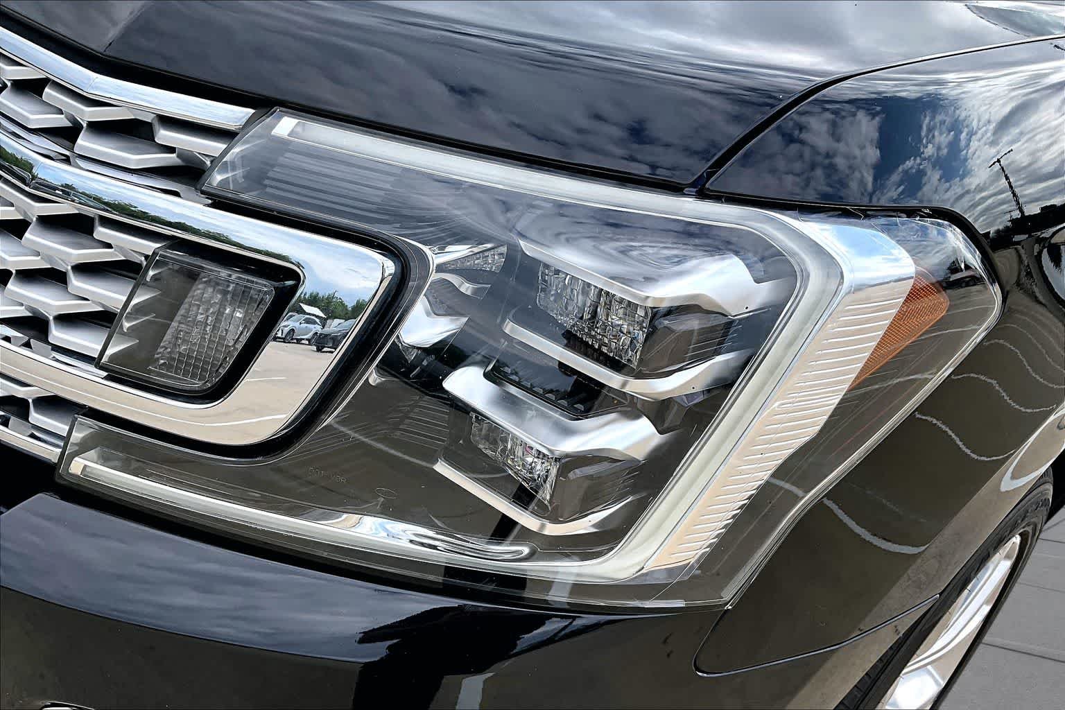 Used 2019 Agate Black Metallic Ford Platinum image 27
