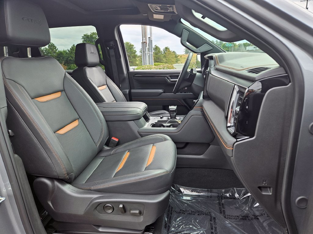 2025 GMC Sierra 1500 AT4 - Photo 13