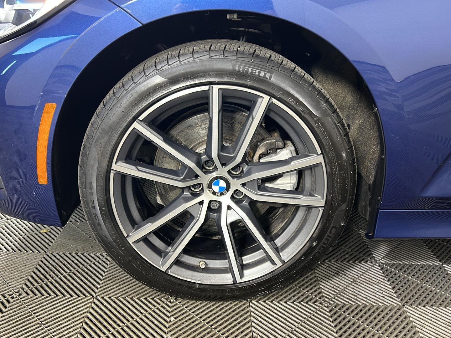 Used 2022 Phytonic Blue Metallic BMW 330i xDrive image 14