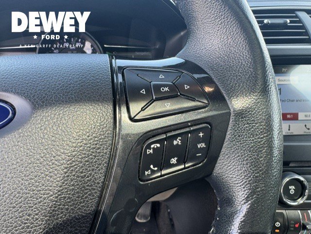 Used 2018 White Platinum Clearcoat Metallic Ford XLT image 15