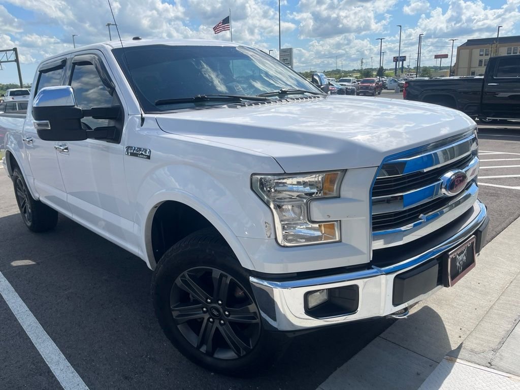 Used 2017 White Ford Lariat image 2