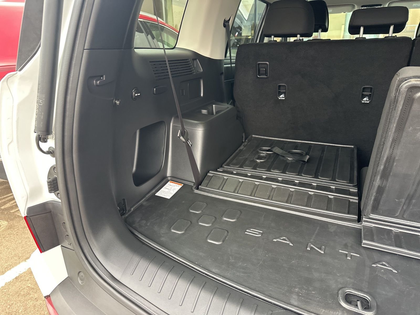 2025 Hyundai Santa Fe SE - Photo 27