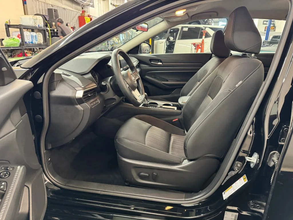 Used 2024 Black Nissan 2.5 SV image 13