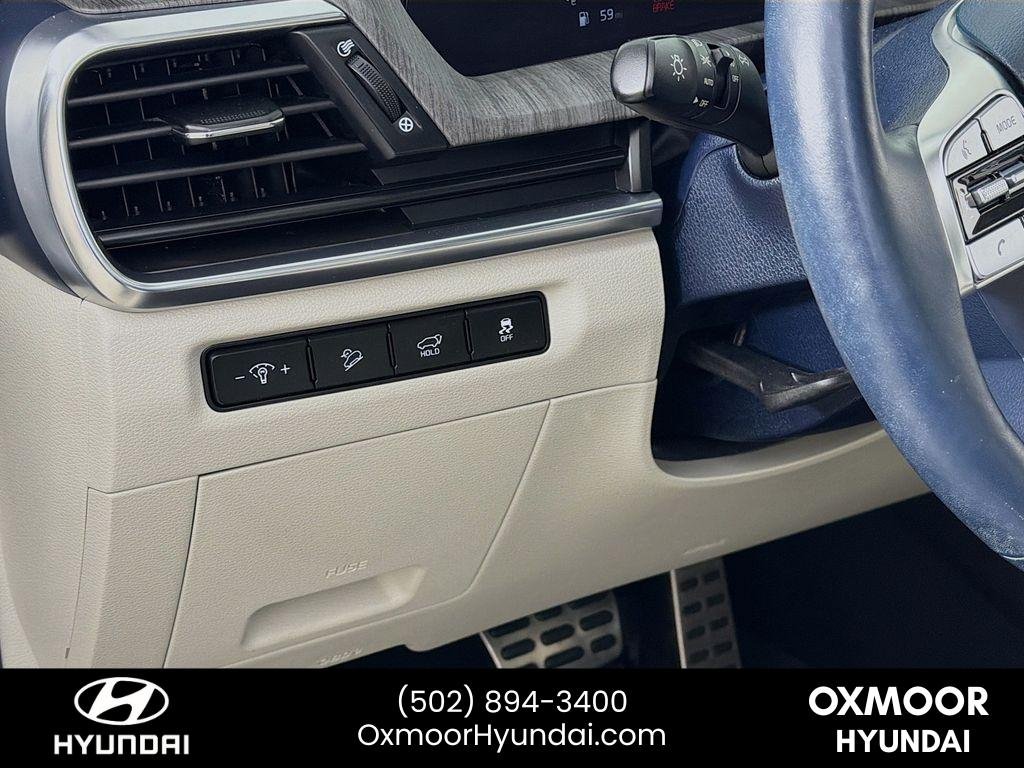 Used 2023 Glacial White Pearl Kia SX image 10
