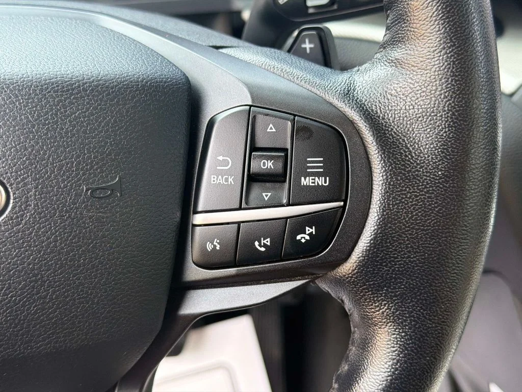 Used 2020 Black Ford XLT image 29