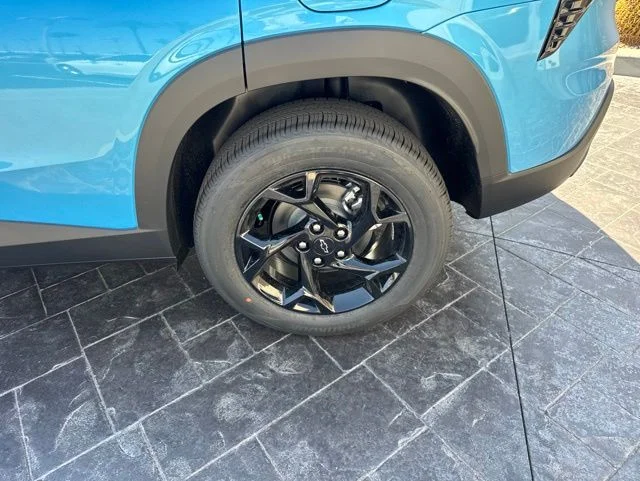 New 2026 Blue Chevrolet LT image 9