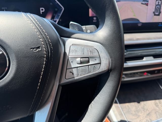 Used 2023 White BMW xDrive40i image 23