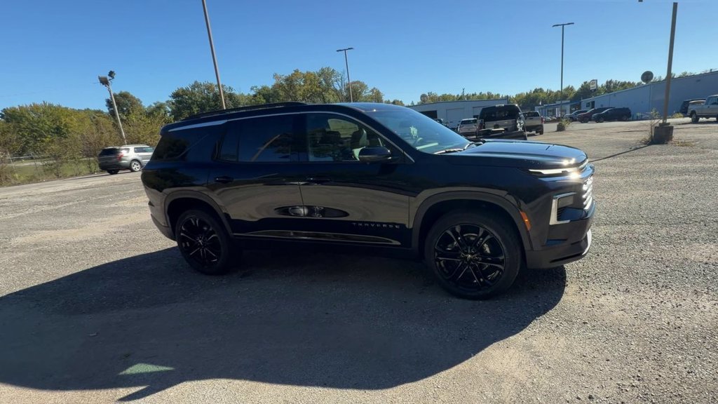 2027 Chevrolet Traverse LT - Photo 2