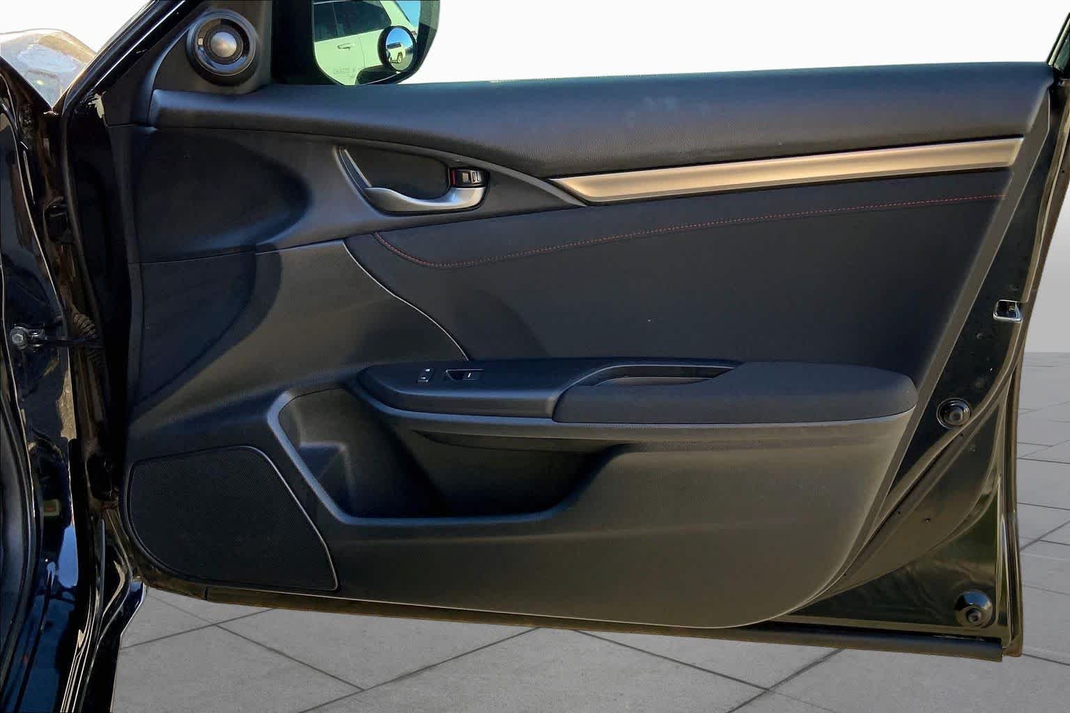 Used 2019 Crystal Black Pearl Honda  image 20