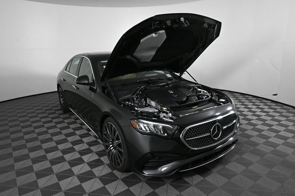 New 2026 Graphite Grey Metallic Mercedes-Benz E 350 image 32