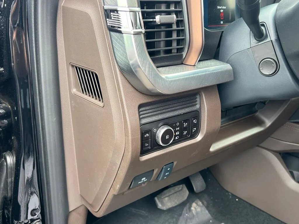 New 2026 Agate Black Metallic Ford F-250® King Ranch® image 15