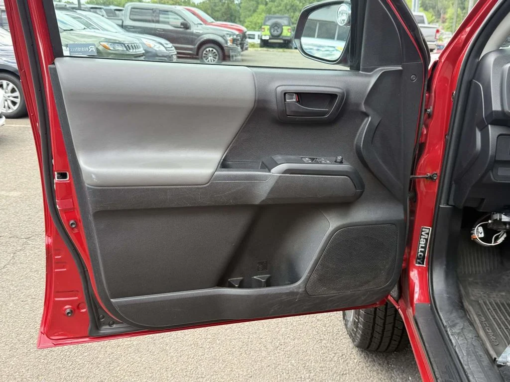 Used 2022 Red Toyota SR image 28