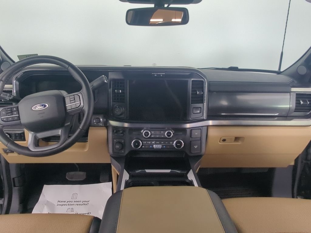 Certified Used 2025 Carbonized Gray Metallic Ford Lariat image 4