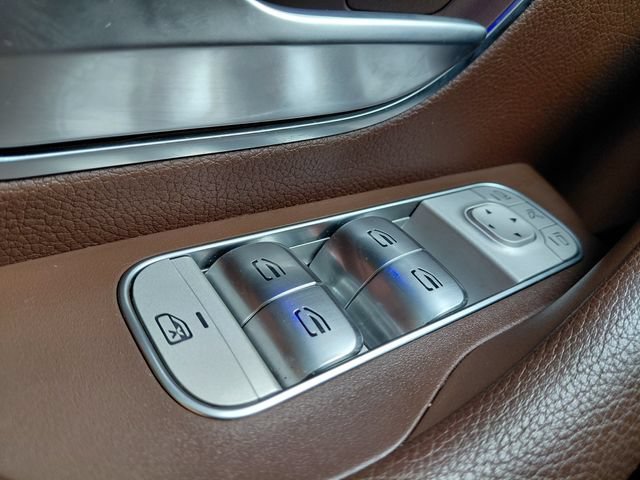 Used 2024 White Mercedes-Benz GLE 350 image 30