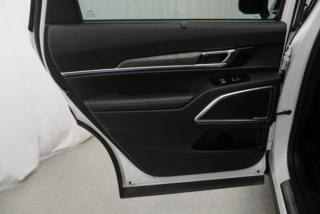 Used 2024 White Kia SX-Prestige X-Line image 46