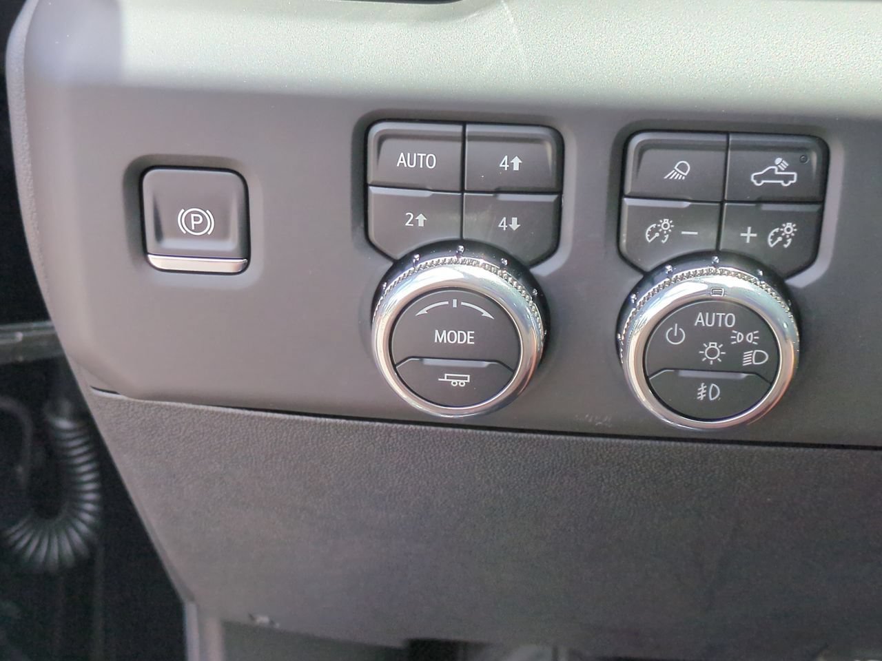 New 2026 Onyx Black GMC Denali Ultimate image 18