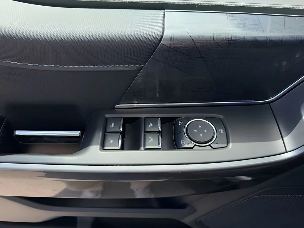Used 2023 Gray Ford XL image 15