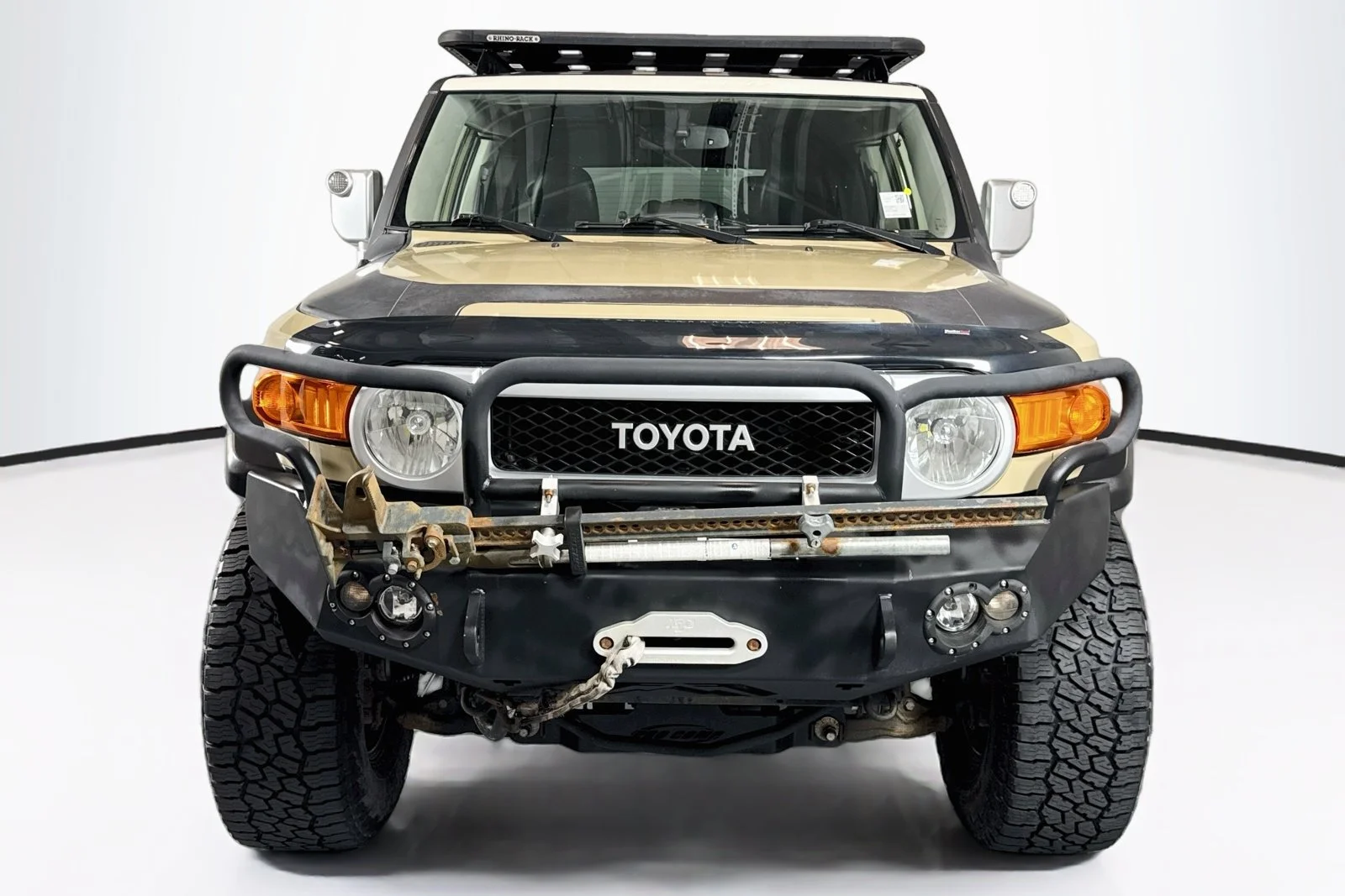 Used 2014 Quicksand Toyota  image 2