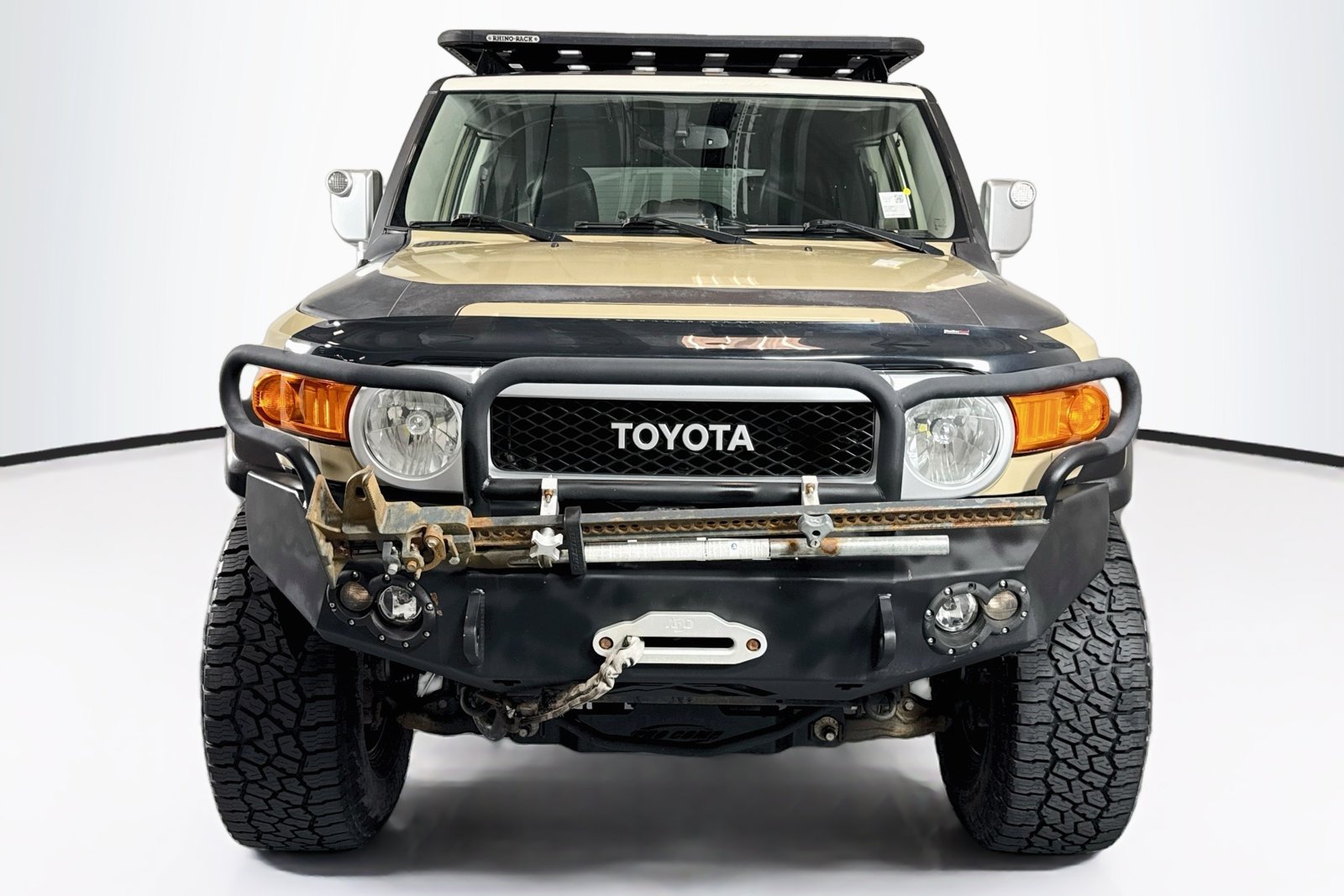 Used 2014 Quicksand Toyota  image 2