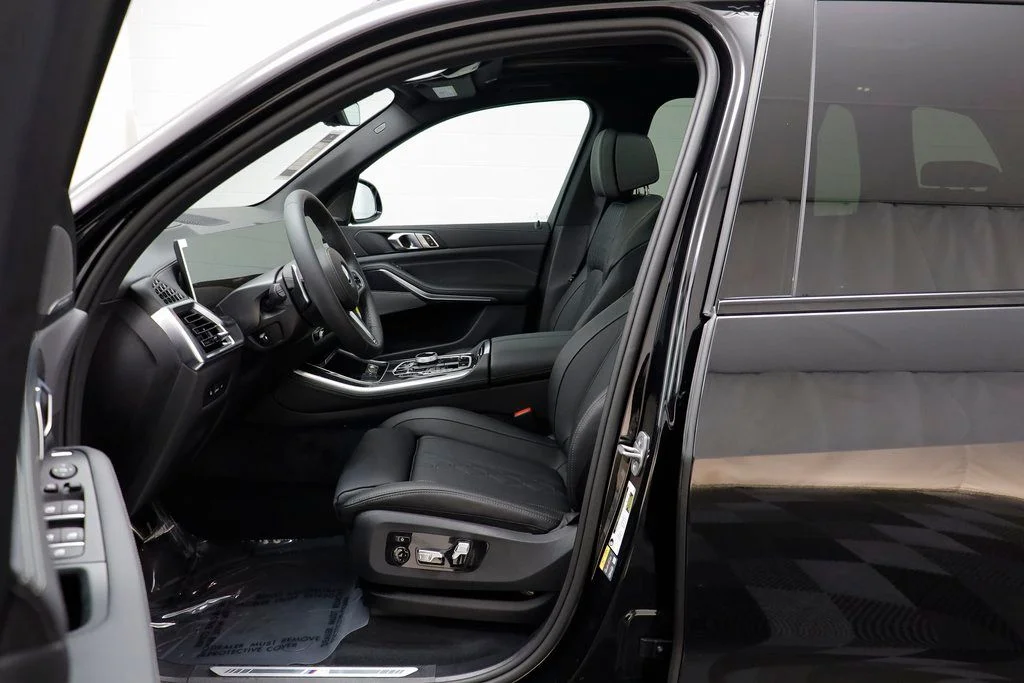 New 2026 Black BMW xDrive50e image 6