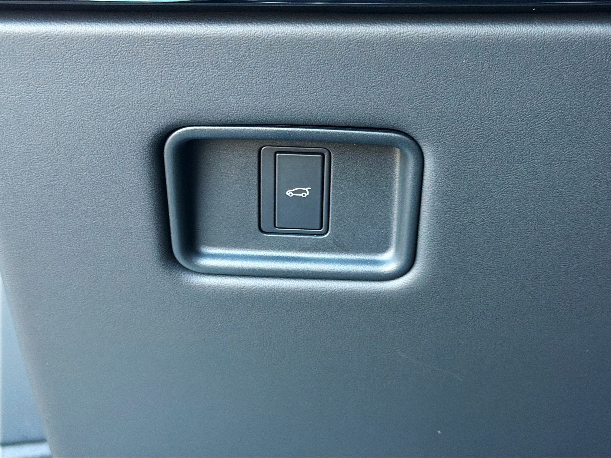 New 2026 Santorini Black LAND ROVER Dynamic SE image 34
