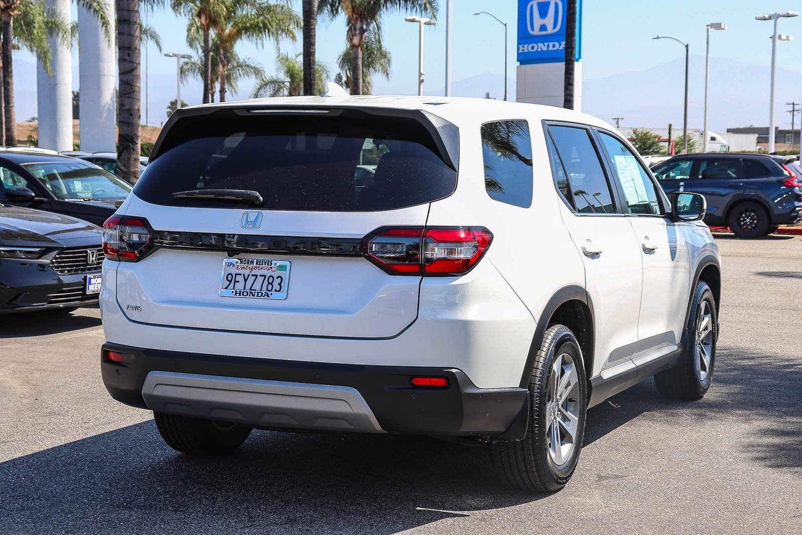 2023 Honda Pilot EX-L - Photo 11
