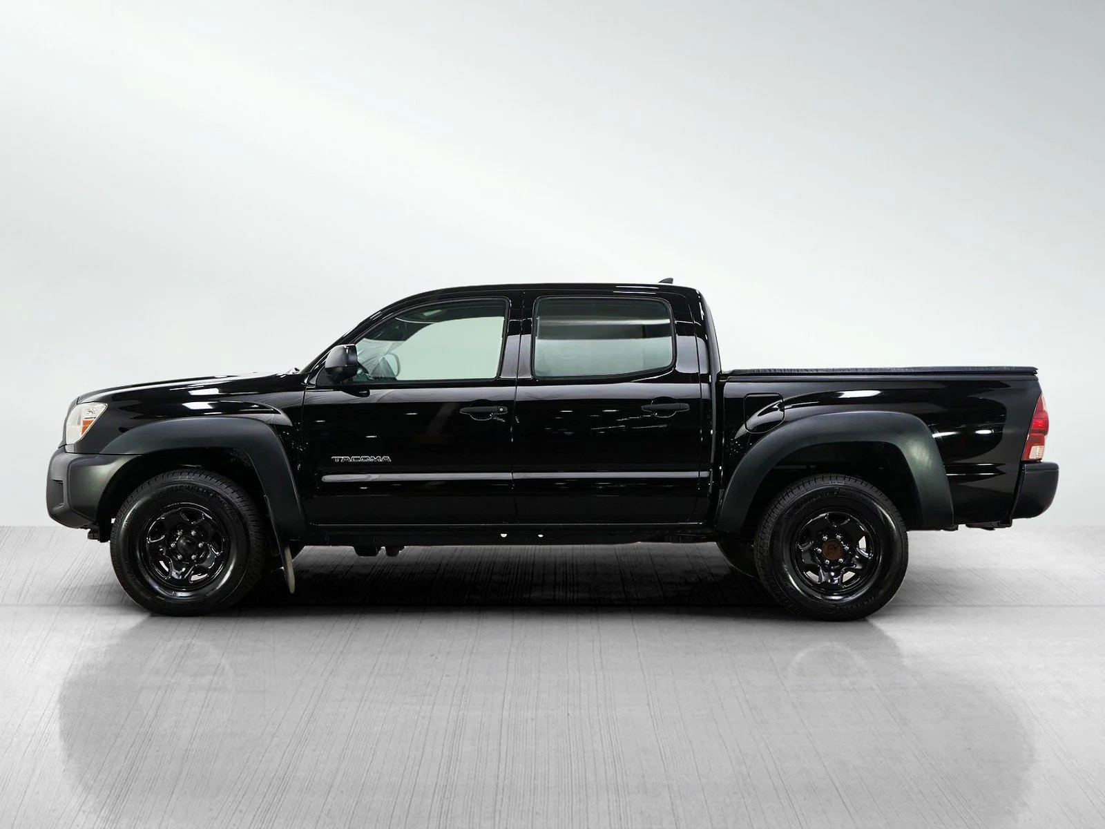 Used 2012 Toyota Tacoma Base with VIN 3TMLU4EN8CM083210 for sale in Minneapolis, Minnesota